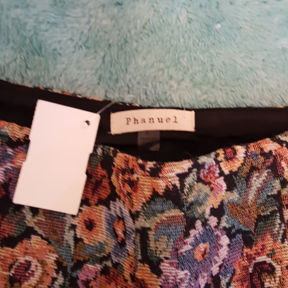 Phanuel shorts - Picture 3 of 6